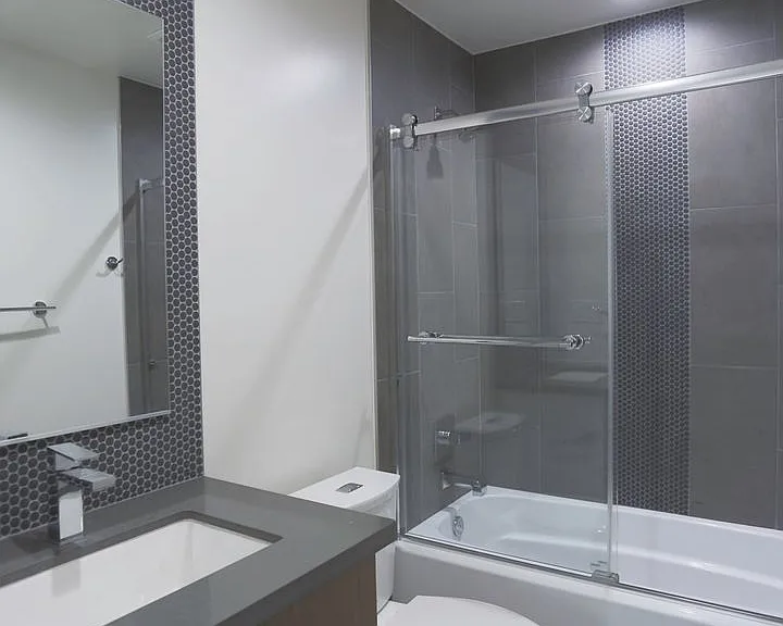 1242 N Beachwood Dr — Photo 14