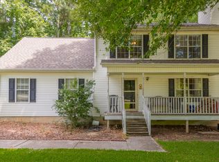 601 Hunters Cove Ln, Loganville, GA 30052