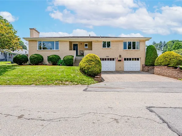 9746 McClellan St, North Huntingdon, PA 15642