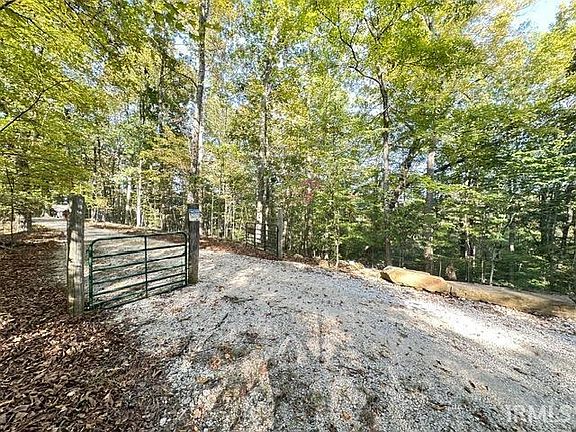 2nd image of 6900 N Richardson Rd