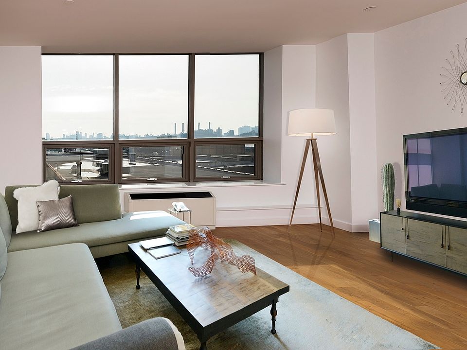 1st image of 2-17 51st Ave #407