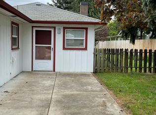 2055 Devos St, Eugene, OR 97402