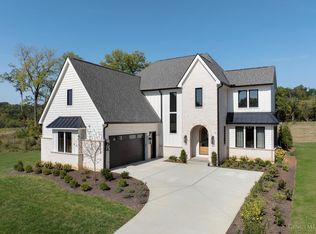 6952 Shadow Ridge Rd, Cincinnati, OH 45230