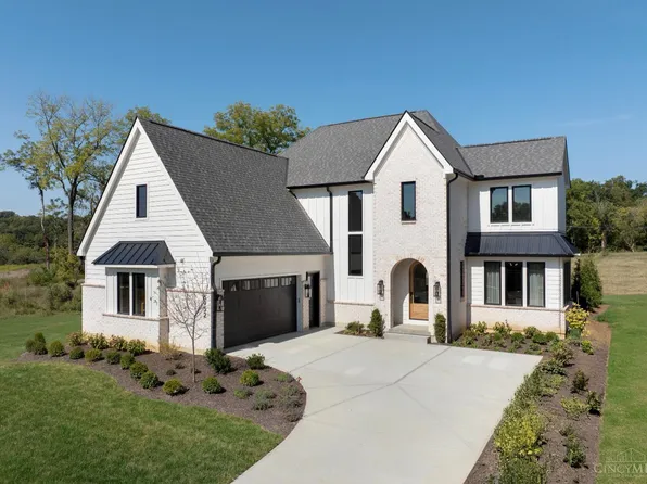 6952 Shadow Ridge Rd, Cincinnati, OH 45230