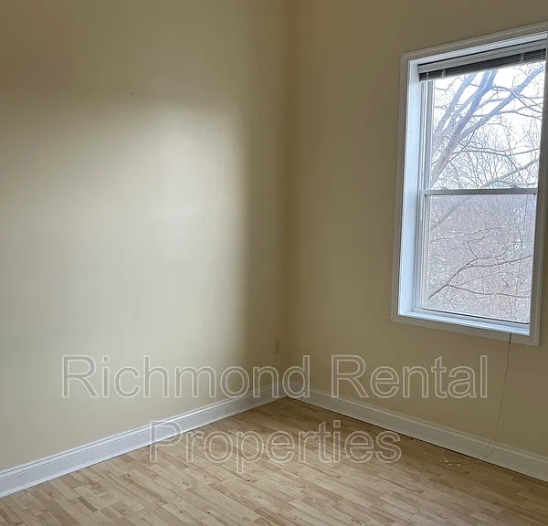 11 E Broad St #1 — Photo 13