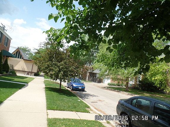4th image of 5930 N Melvina Ave