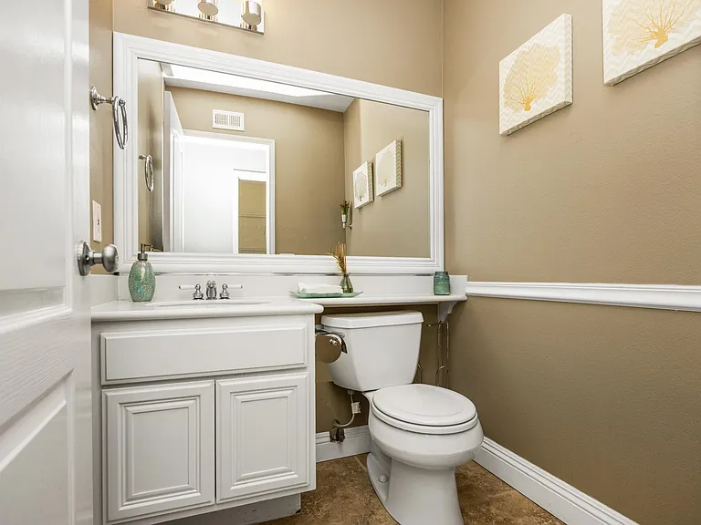 8212 E White Fir Ln — Photo 45
