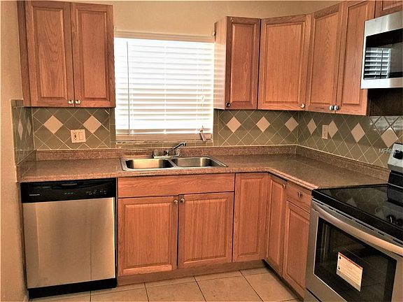 3rd image of 2880 Somerset Park Dr APT 103