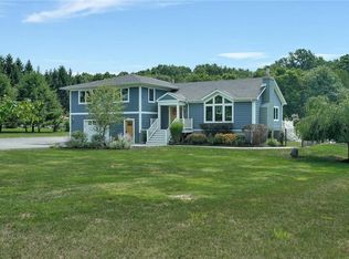 418 Bull Rd, Rock Tavern, NY 12575