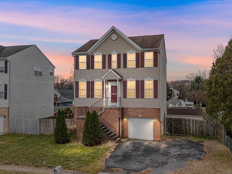 1st image of 522 Grovethorn Rd