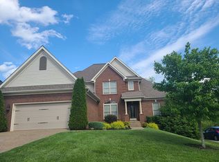 1110 Malone Pl, Louisville, KY 40245