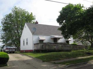 931 Austin Ave, Akron, OH 44306