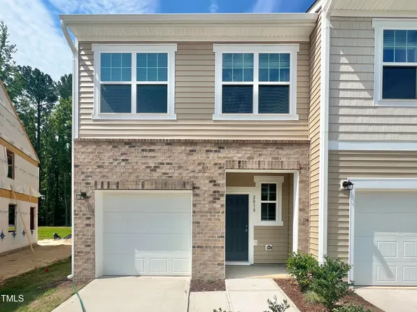 2038 Trailside Dr, Durham, NC 27704