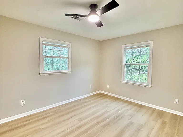 163 Lakeshore Dr #A36 — Photo 5