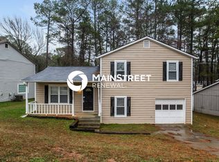 5217 Scarbrough Ln, Stone Mountain, GA 30088