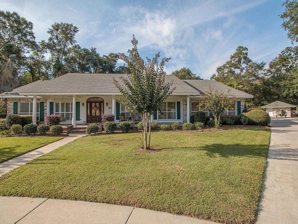 1st image of 10 Southern Oaks Ln