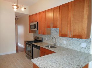 1214 N Calvert St APT 3, Baltimore, MD 21202