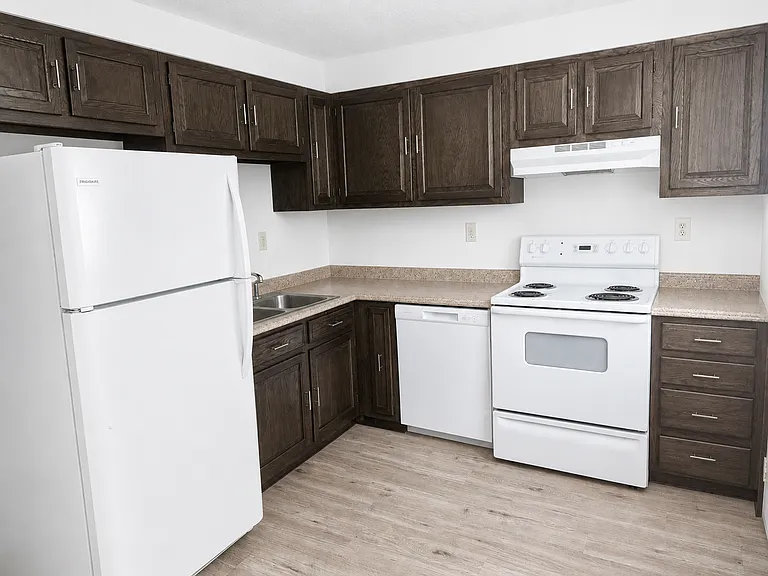 325 Arrowhead Dr #1 — Photo 7