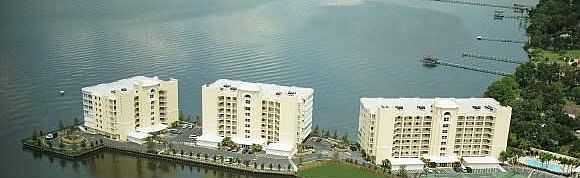 2nd image of 480 Sail Ln #408