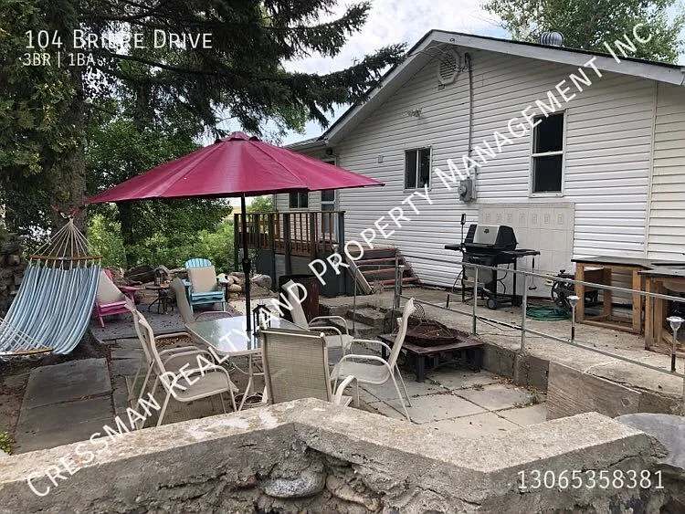 104 Briere Dr — Photo 16