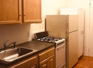 142 N 21st St APT 2R, Philadelphia, PA 19103