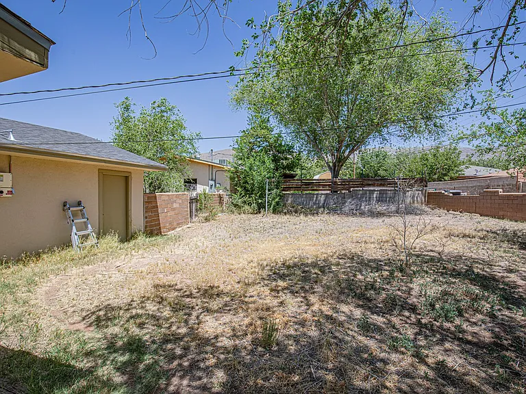 2606 Pontiac Dr — Photo 24