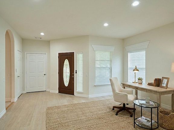5th image of 50 Greenwich Pl