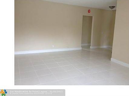 5th image of 626 SW 14th Ave APT 113