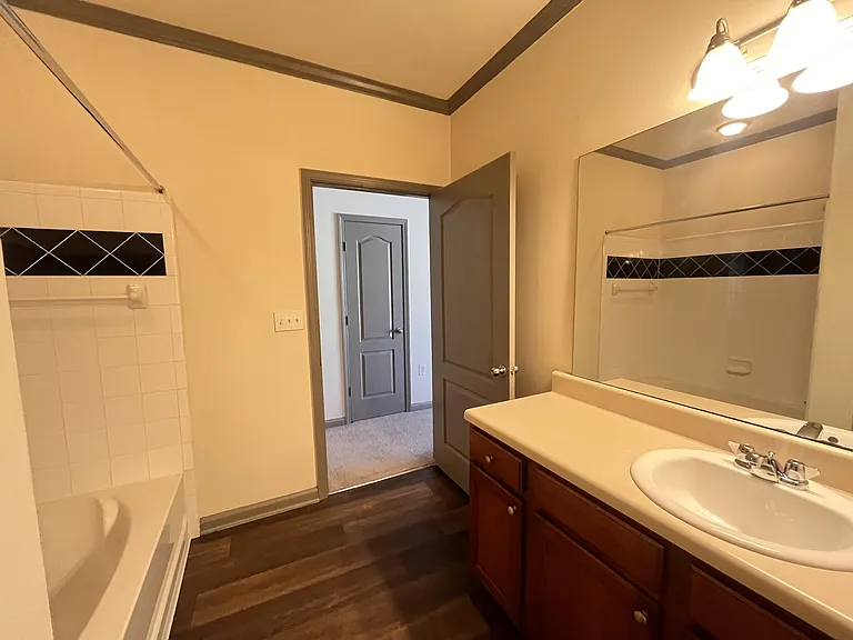 Wesley Kensington Apartments at Stonecrest — Photo 476