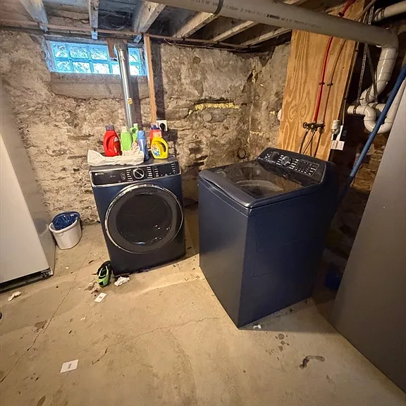32 Warren St #1 — Photo 19