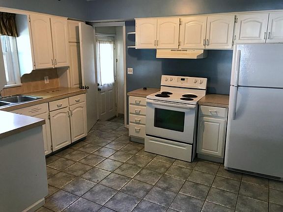 4th image of 2497 13th St