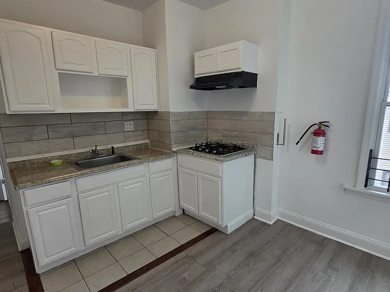 15 Highland Ave #2 — Photo 1