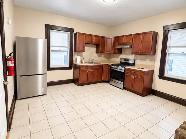 493-495 E 33rd St #2, Paterson, NJ 07504