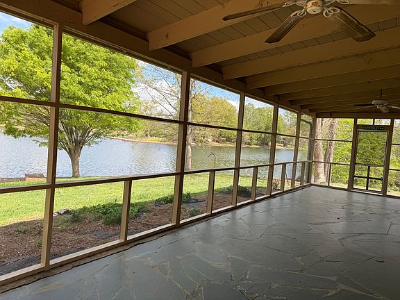 5th image of 18 Forest Lake Cir