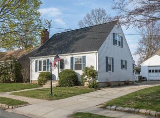 44 Dale Ave, Cranston, RI 02910