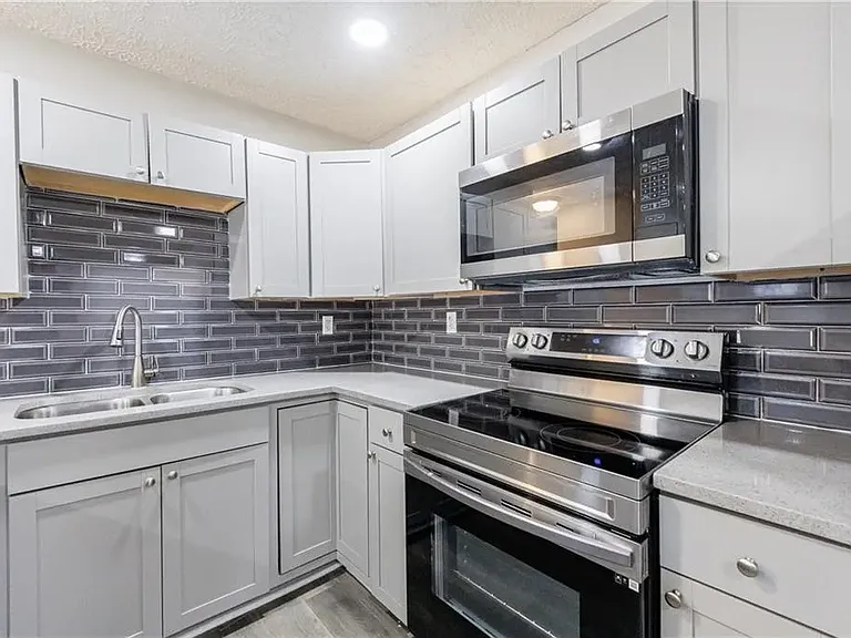 779 Amber Pl NW — Photo 11