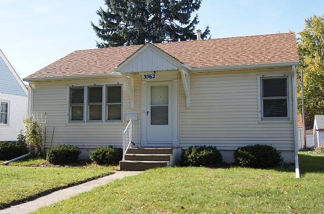 1st image of 3562 Taylor St NE