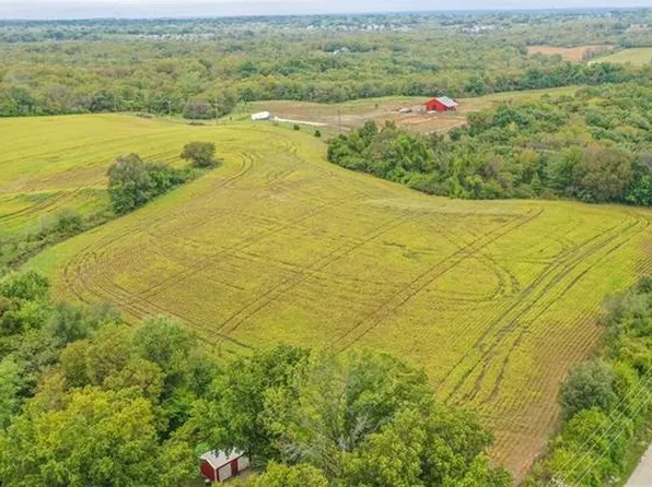 206 S Powell Rd, Independence, MO 64056