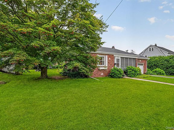 3rd image of 755 Hoover Avenue