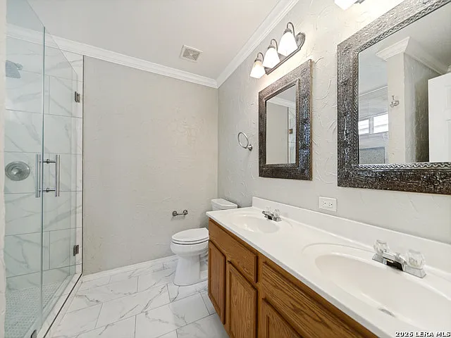 200 Katie Ct — Photo 9