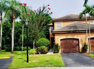 1618 Veracruz Ln, Fort Lauderdale, FL 33327