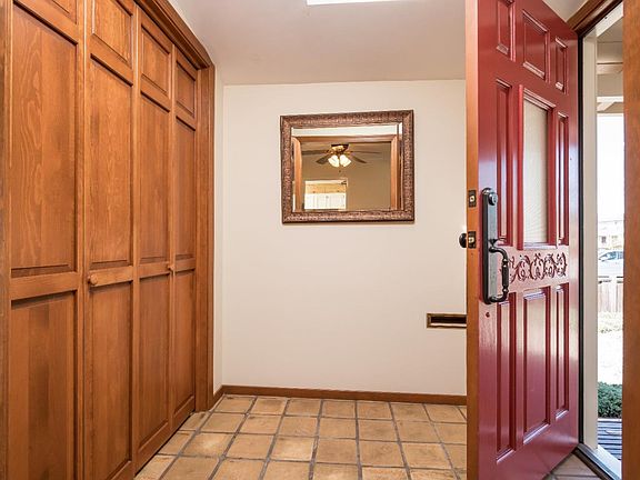 3rd image of 204 Huron Ave