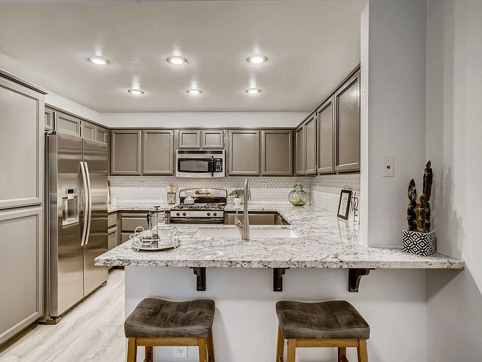 1st image of 7330 Stratford Pl Unit 712