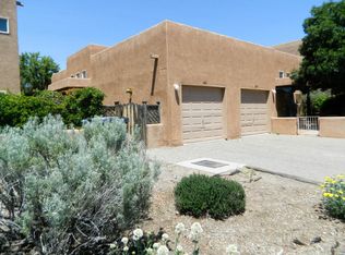 1515 Los Jardines Pl NW, Albuquerque, NM 87104
