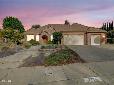 7725 Rio Barco Way, Sacramento, CA, 95831