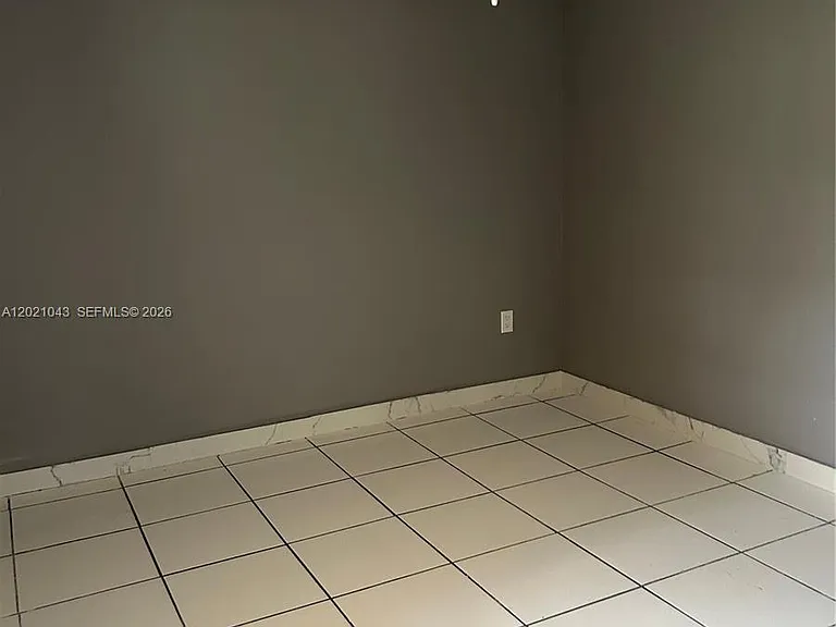 1136 NE 210th Ter #1136 — Photo 13