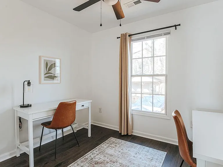 1511 Vine St — Photo 16
