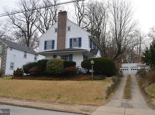 110 E Waverly Rd, Wyncote, PA 19095