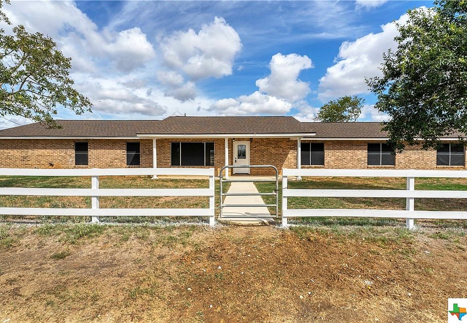 5431 Us Highway 87 E, Stockdale, TX 78160 MLS 523149 Zillow