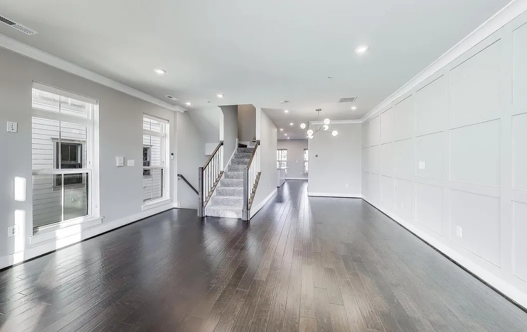 2 bed, 2.5 bath, 1800 sqft, $3,900 — Photo 3
